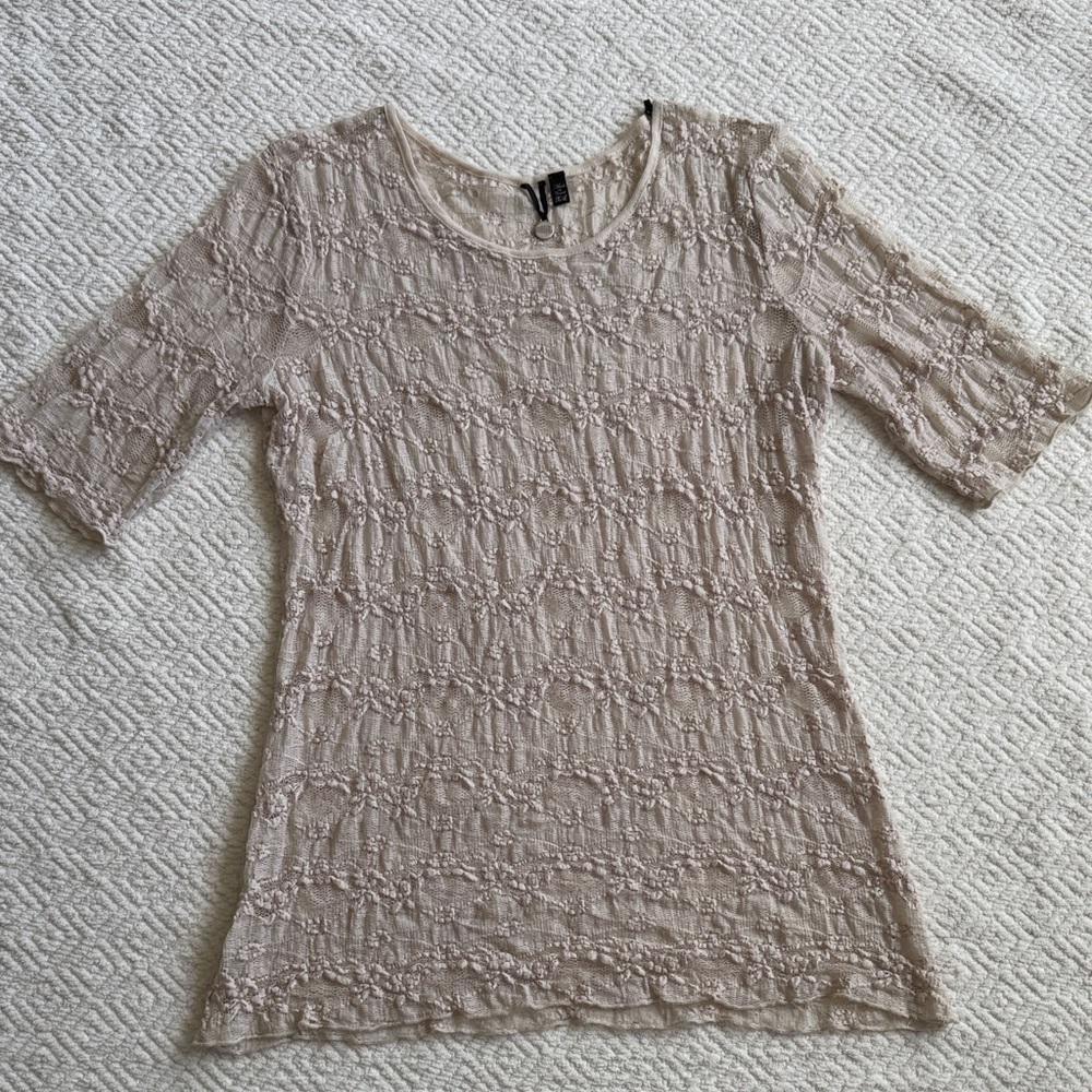 BKE Textured Lace Short Sleeve Top in Beige